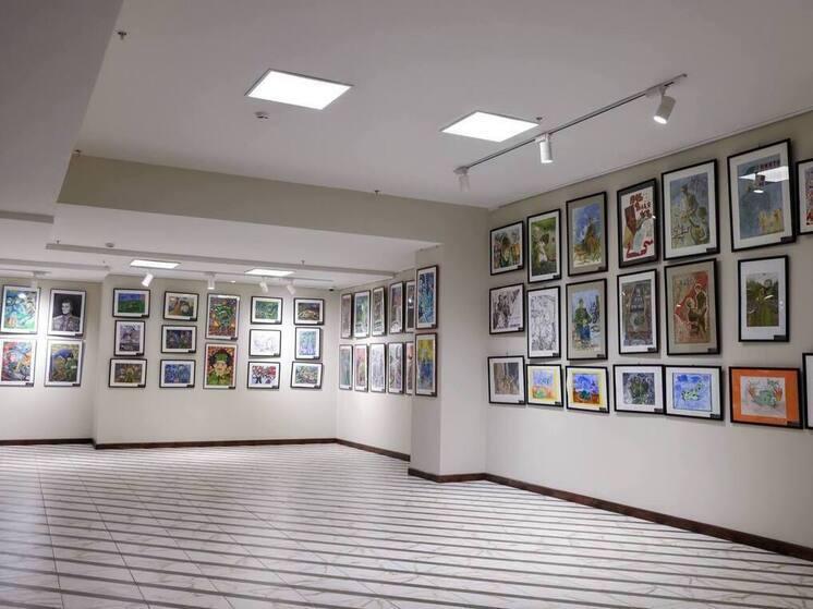 В Махачкале открылась выставка-конкурс «ВОВеки СВОи»