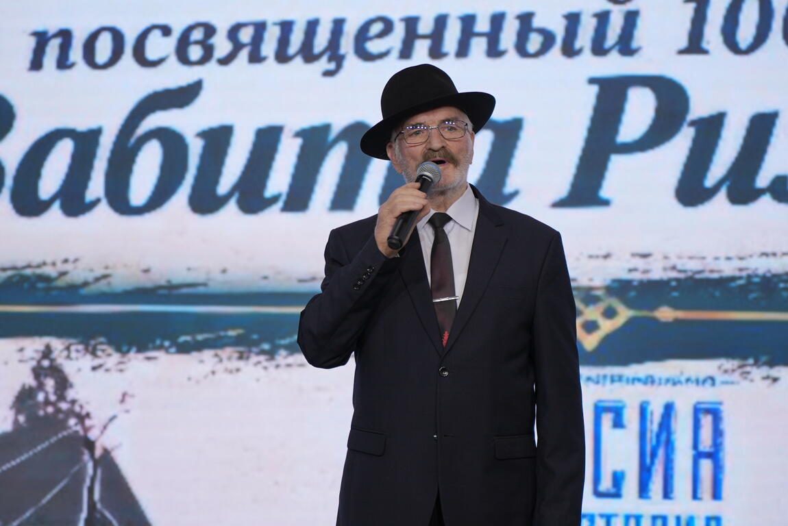 Около 350 человек написали тотальный диктант на лезгинском языке.
